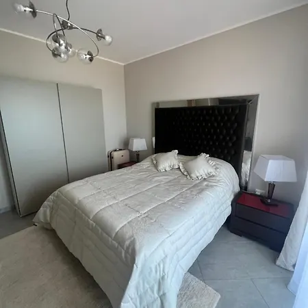 Casa Dei Fiori Bed and Breakfast 3*