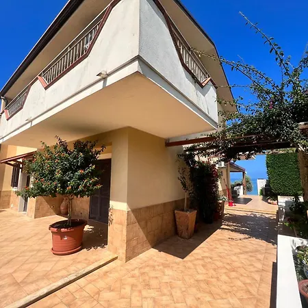 Bed and Breakfast Casa Dei Fiori